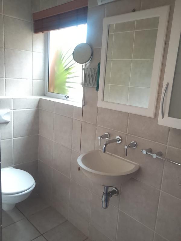 3 Bedroom Property for Sale in Harbour Island Western Cape